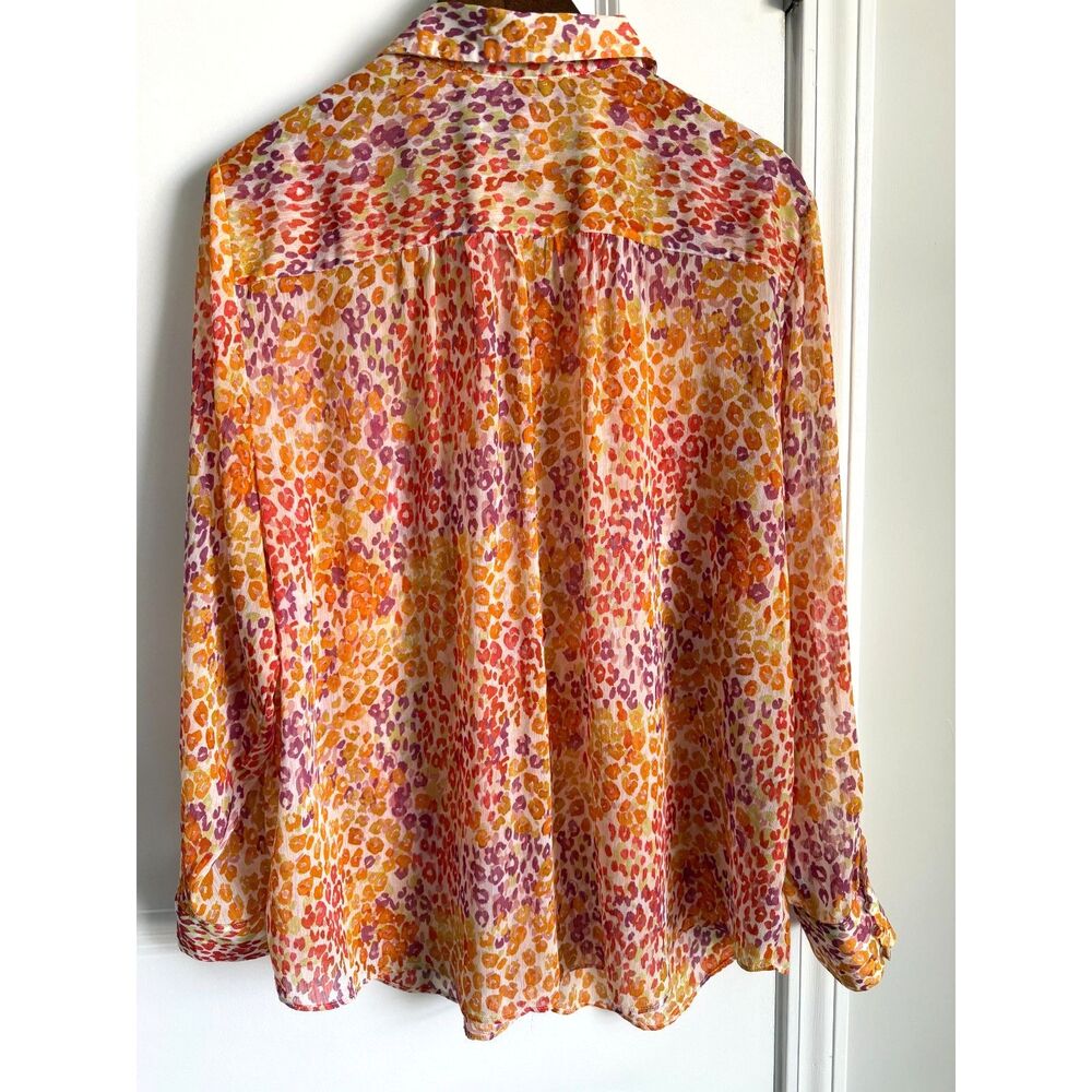 Chico’s Size 2 Colorful Leopard Print Blouse Lightweight Button Front Top - Picture 3 of 8